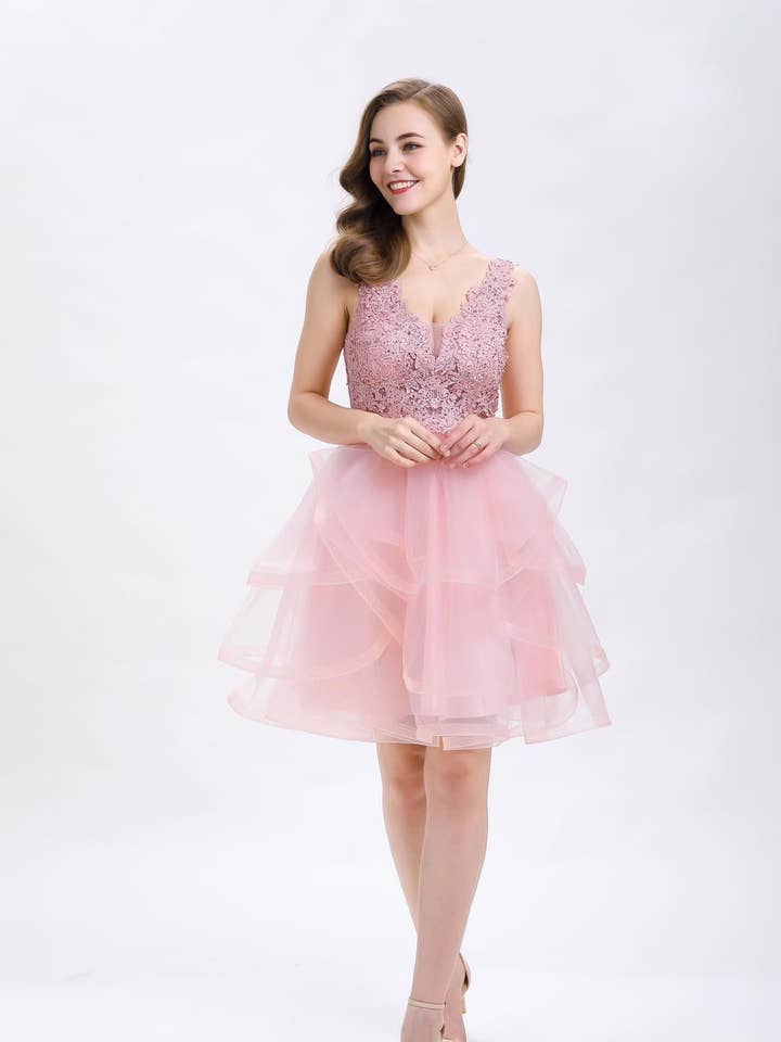 Kurzes Tüllkleid mit Lagen 9281 für den Großhandel von Invitadissimas