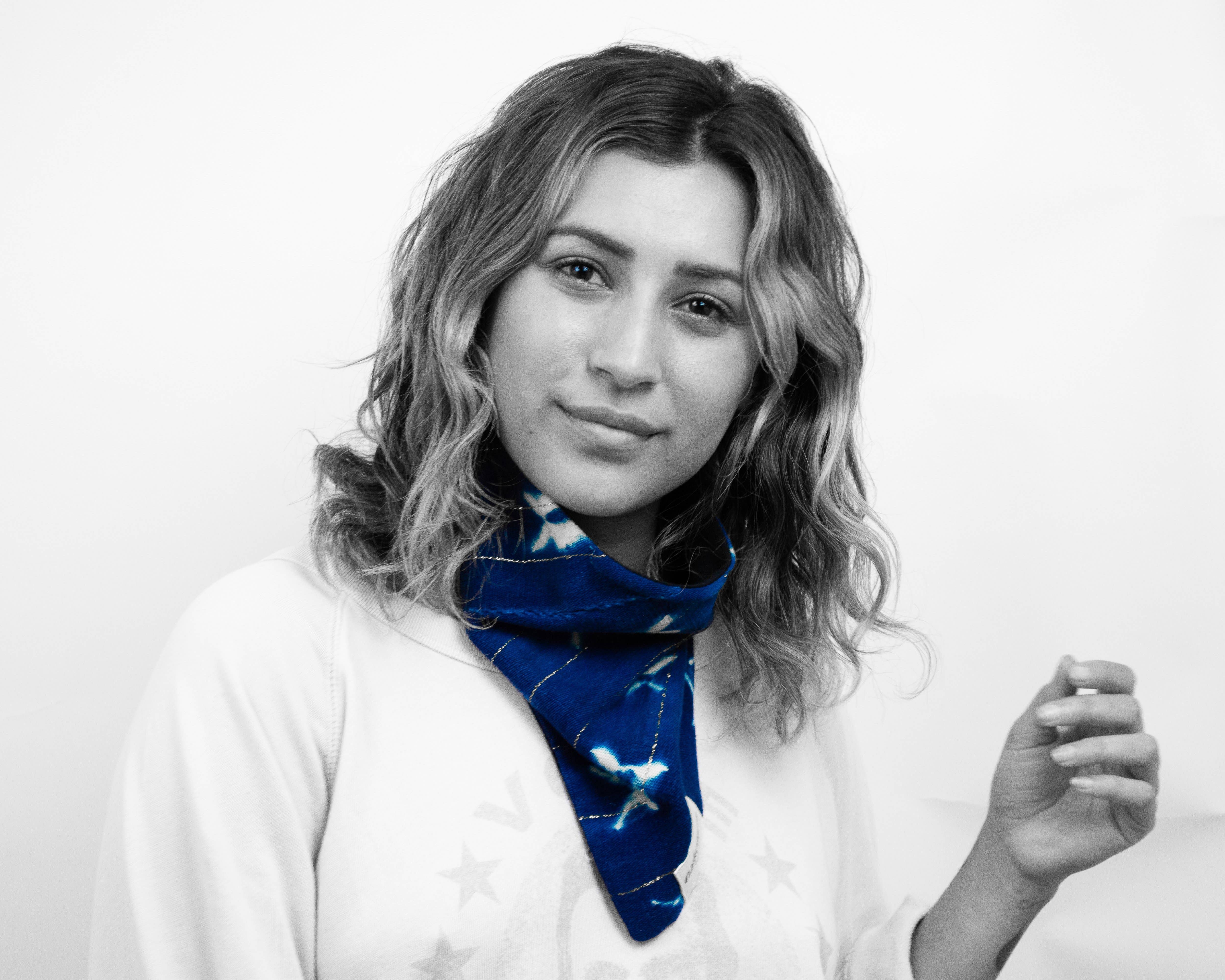 Maskdanna by Califortunate - Wholesale Non-Medical Disposable Mask - MASKDANNA INDIGO GOLD STRIPE4