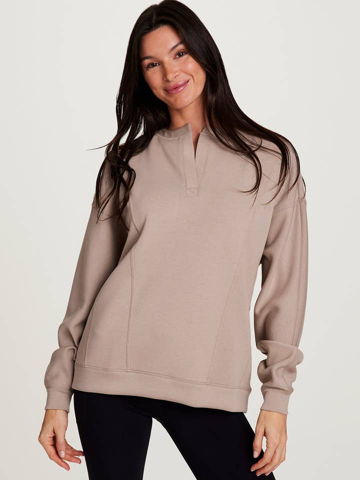 Pullover Henley LuxeSoft per la vendita all'ingrosso da parte di RBX Active