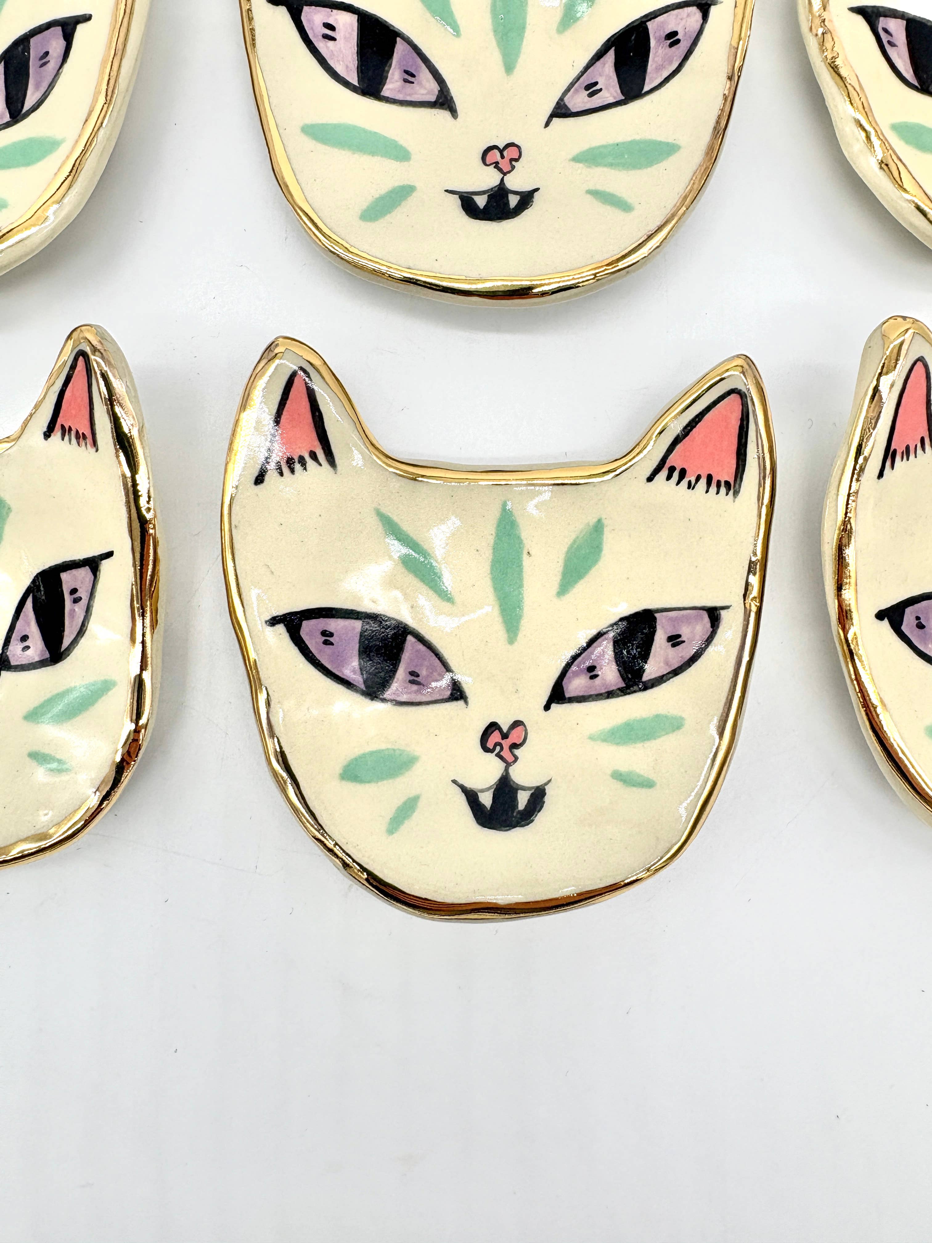 Erika Rier - Wholesale Jewelry Dish - Little Green Tiger Ring Dish with 22k Gold Luster2