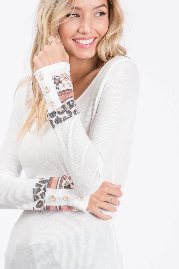 lovely melody - Wholesale T-Shirt - Women's - 8023-LONG SLEEVE T-SHIRT WITH CUFF DETAIL1