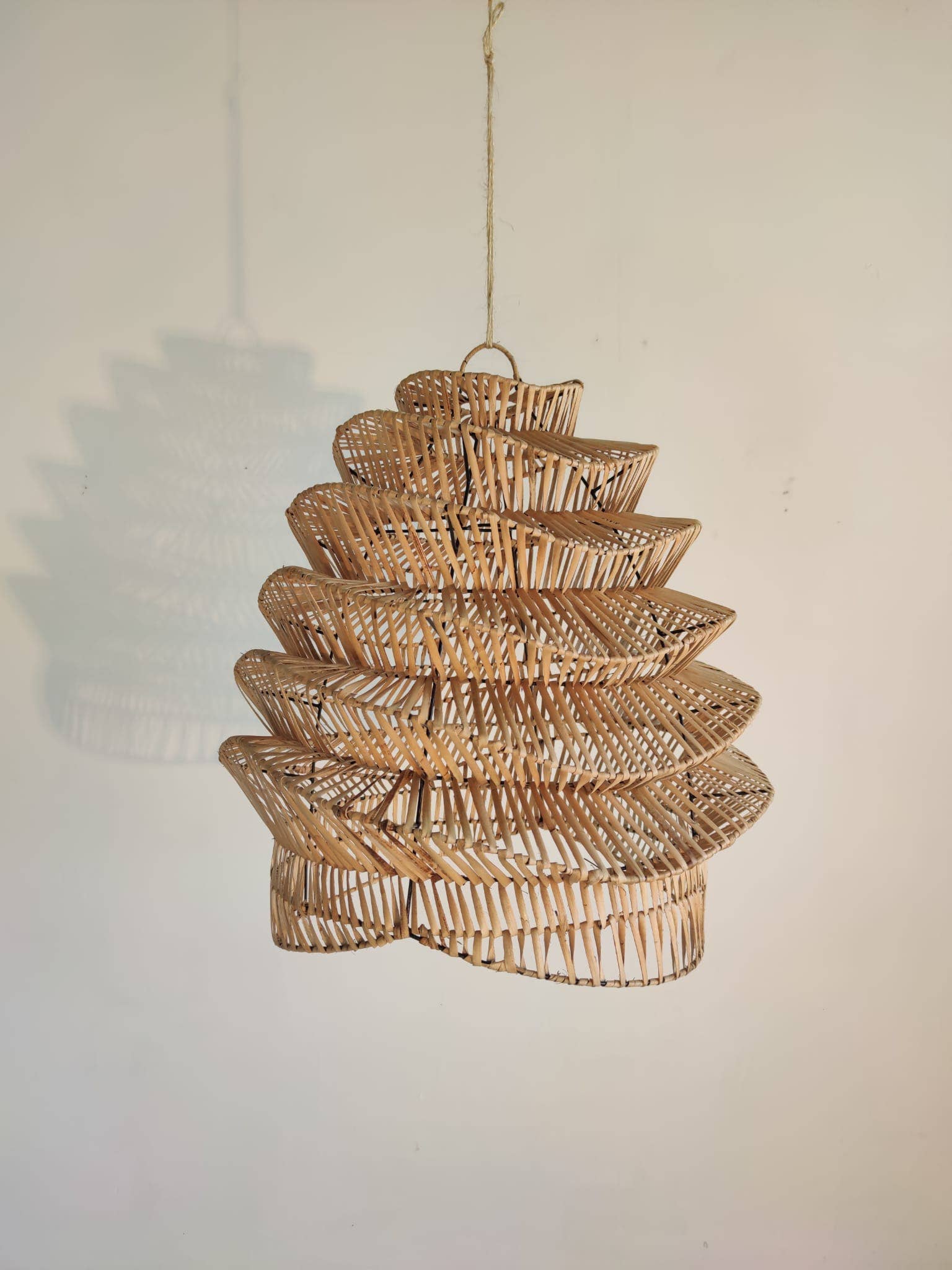 Office Objets - Wholesale Chandelier/Hanging Light - Woven rattan pendant in natural accordion shape10