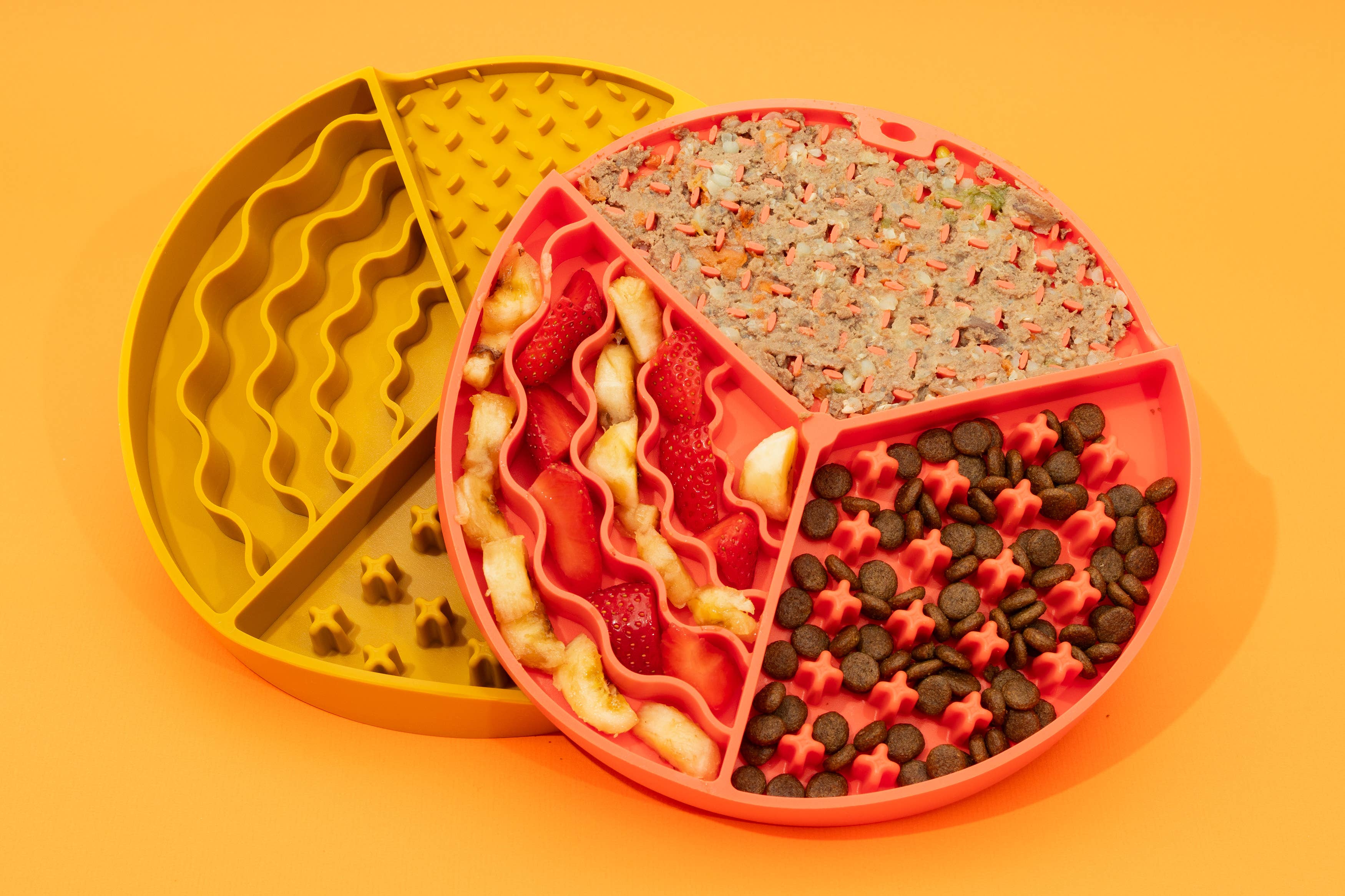 Babelle For Dogs - Wholesale Pet Food Mat - Dog - The Adventure Lickmat - Mustard 6