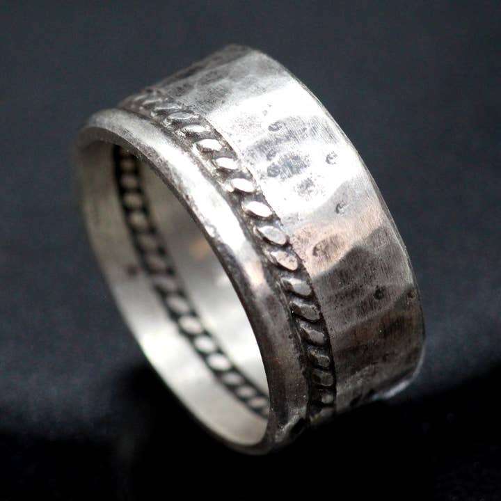 “Lodbrok” ring for wholesale by Etcaetera Création