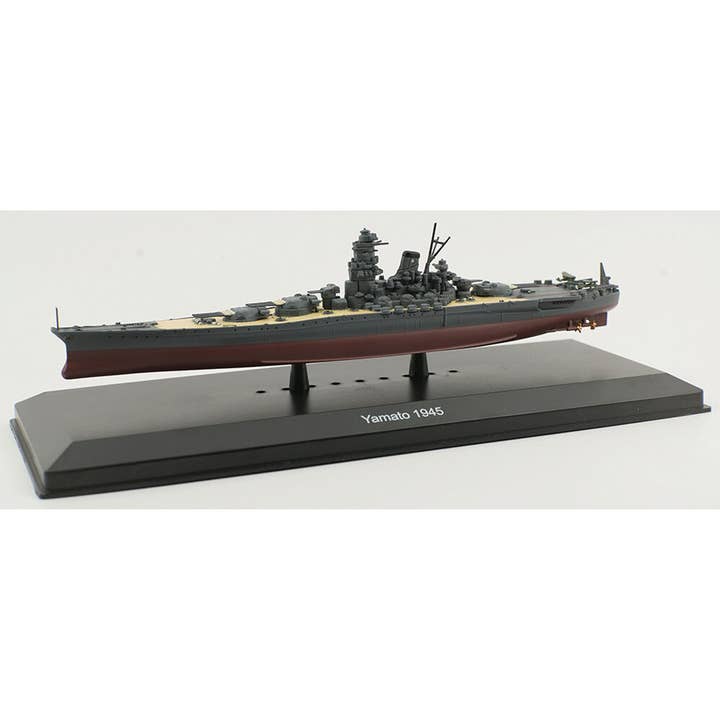 Modelo a escala 1/1100 del acorazado IJN Yamato en fundición. para venta al por mayor de Historic Sales