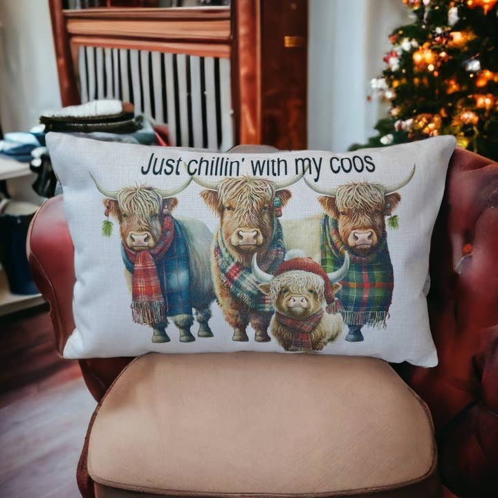 Gift and Stitch – wholesale Throw/decorative pillow – Rectangle or Square Printed Highland Cow Pillow no pad0