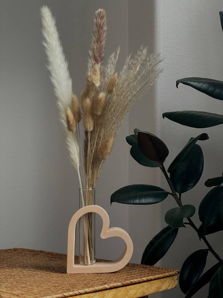 Station de cimenterie Plant Multipagation/Vase HEART pour la vente par Need it Right MEOW