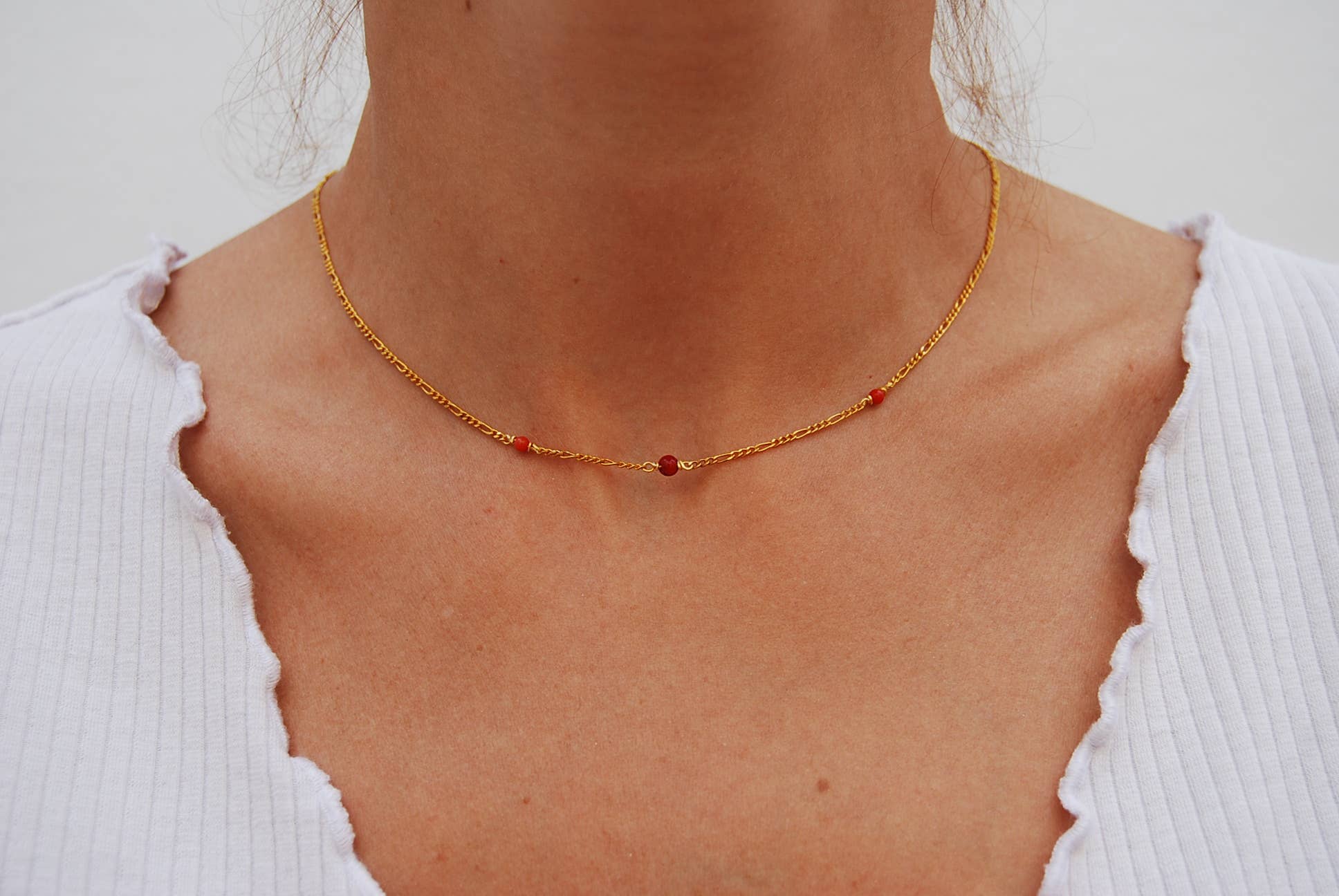 Yneda Jewels - Vendita all'ingrosso Collana con ciondolo/pendaglio - Collana in argento 925 con corallo rosso, pietra preziosa.0