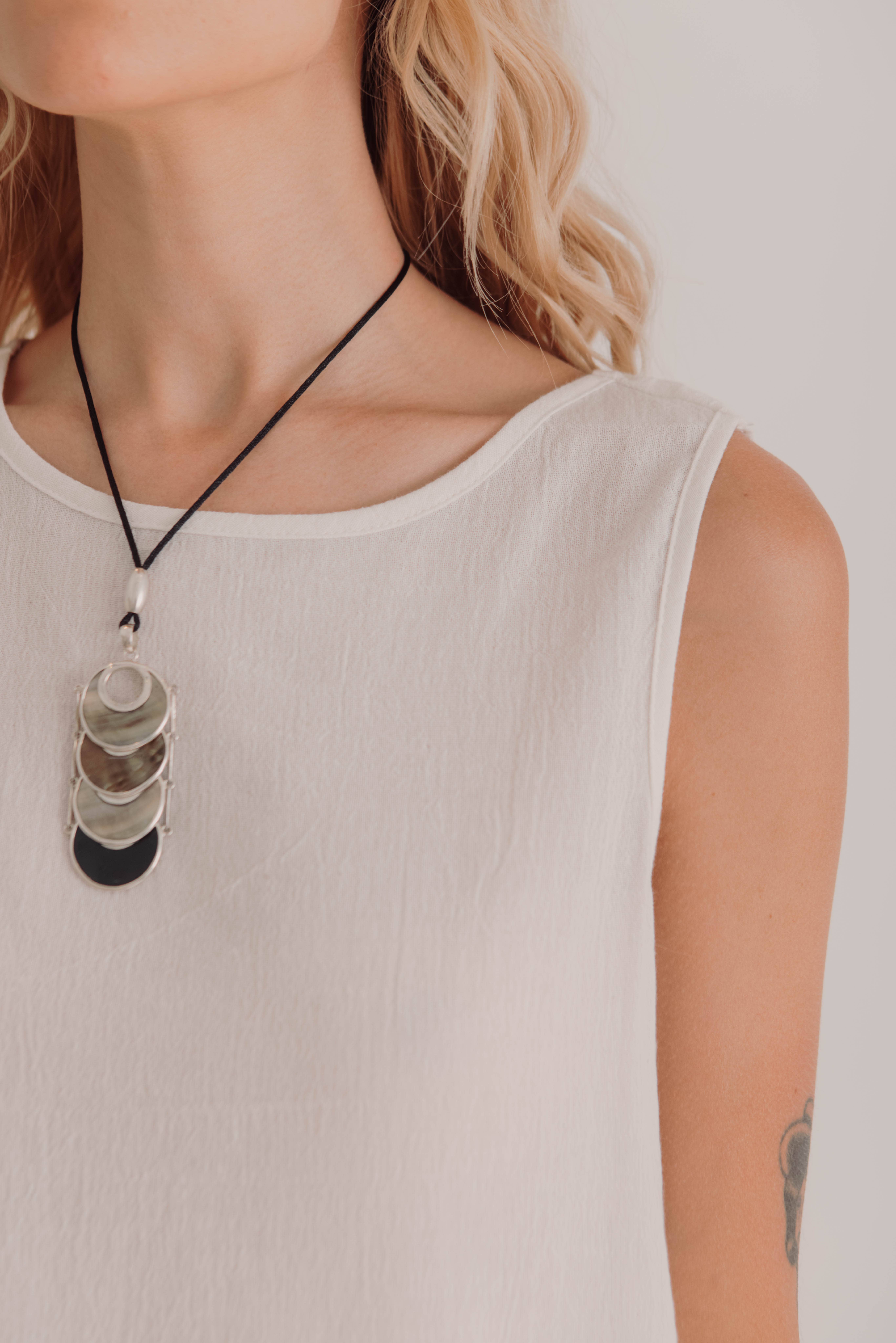 loom.ist - Wholesale Tank Top - Women's - Sile Sleeveless Top26