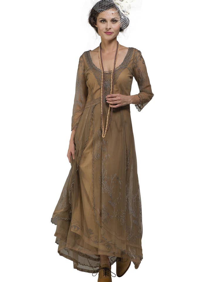 Haste dourada escura Vestido Nataya 40163 em Prata Antiga para venda a revendedores na Faire1