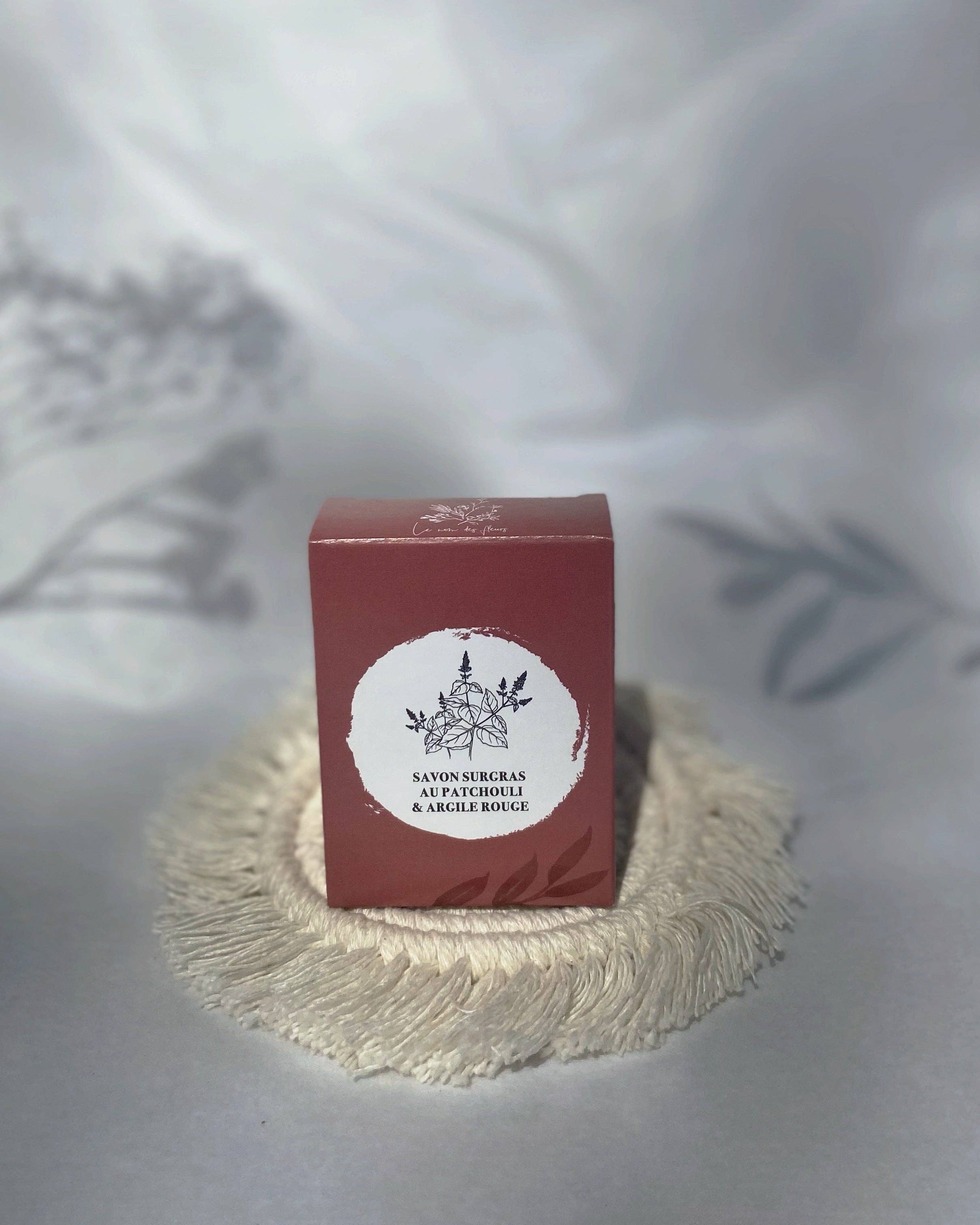 Le nom des fleurs - Wholesale Bar Soap - Surgras soap with patchouli & red clay0