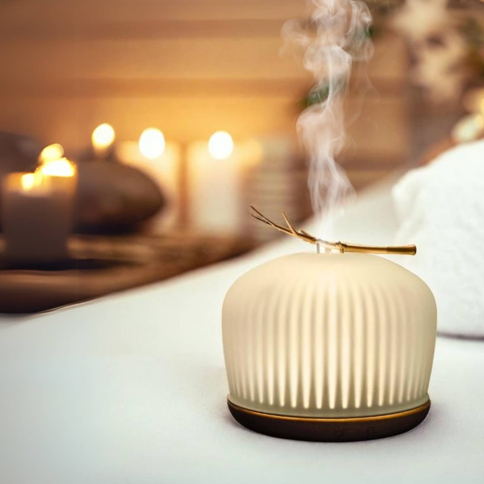 Zen'Arôme - Wholesale Electronic Diffuser - Origin Essential Oil Diffuser in glass and FSC wood6