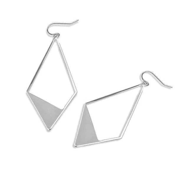 Charlee Boucles d'oreilles Triangle en Argent pour la vente par Christy Jean Boutique