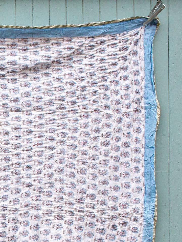 220 x 270cm Print Block Padded Quilt - Steeple for wholesale by The India Shop