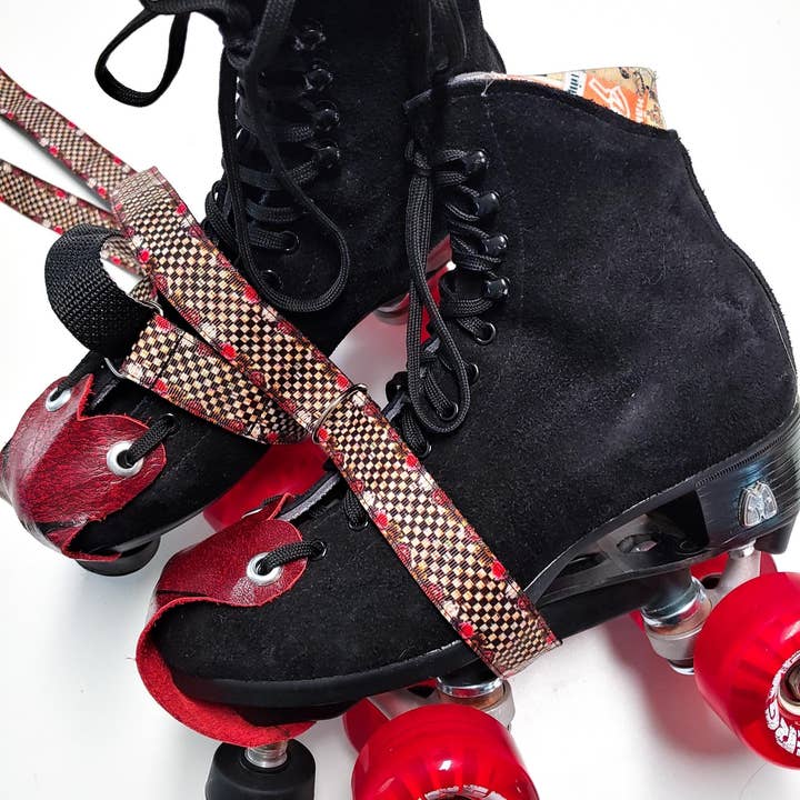 Roses and Checkers Black Adjustable Roller Skate Leash for wholesale by Project Pinup