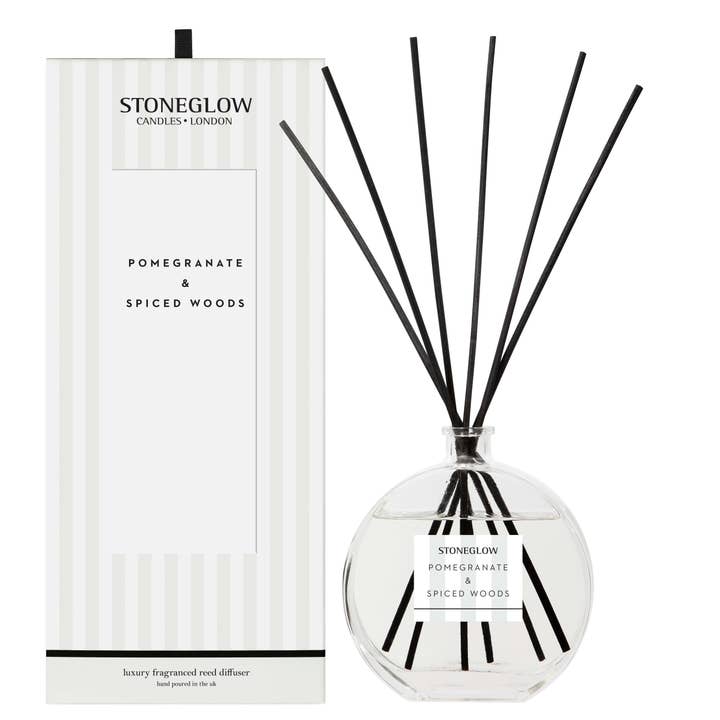 Moderner Klassiker — Granatapfel und Gewürzholz — Lg Diffuser für den Großhandel von Stoneglow Candles