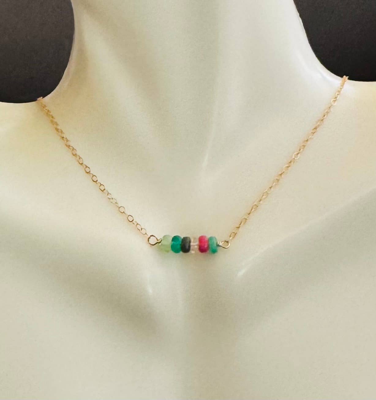 Judy Brandon Jewelry - Vendita all'ingrosso Collana con ciondolo/pendaglio - Opali su collana d'oro1