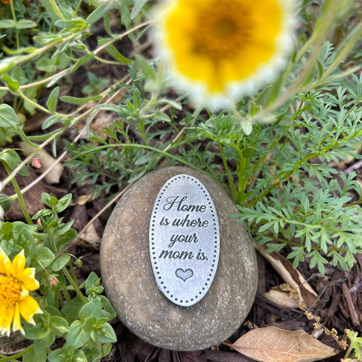 Whitney Howard Designs - Wholesale Outdoor Ornament/Decor - Rock Garden18
