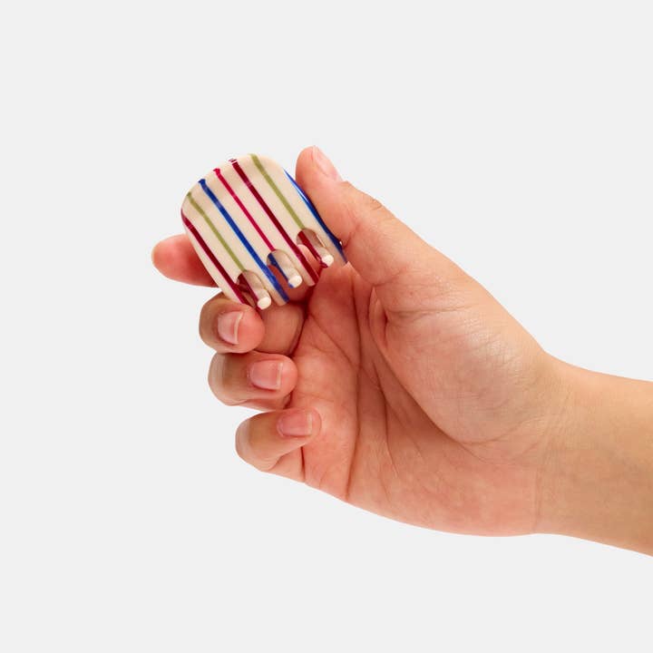 CHUNKS - Wholesale Hair Clip - Women's - Midi Ursa Claw in Vanilla Stripe2