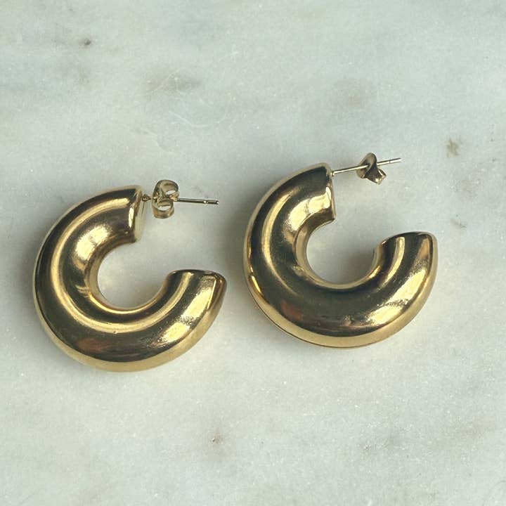 Orecchini June per la vendita all'ingrosso da parte di Horizonandjoyas