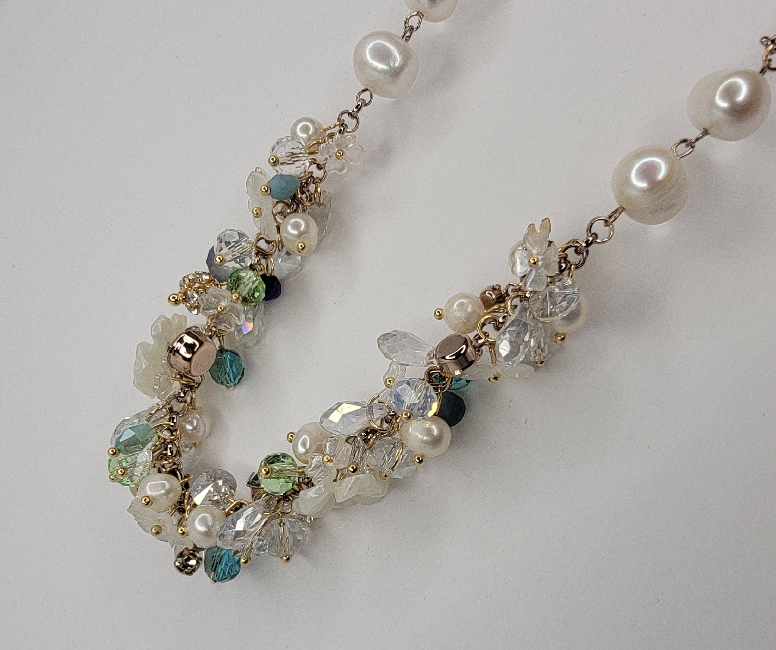 BETTYOH INC - Wholesale Beaded/Pearl Necklace - Handmade Floral Delicately Crafted Pearl Necklace7