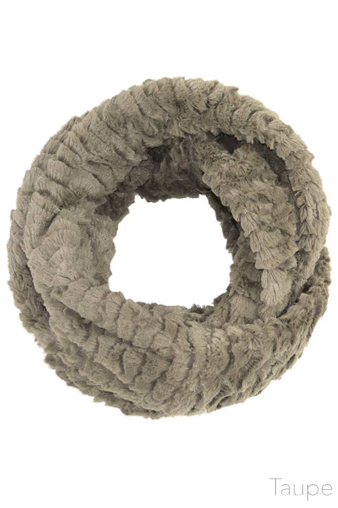 Hana - Wholesale Scarf - Women's - Solid Faux Fur Infinity Scarf8