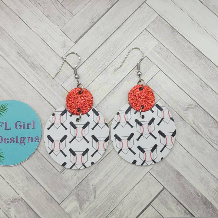 FL Girl Designs - Vente Boucles d'oreilles pendantes - Boucles d'oreilles Jordan en cuir véritable pour baseball et softball