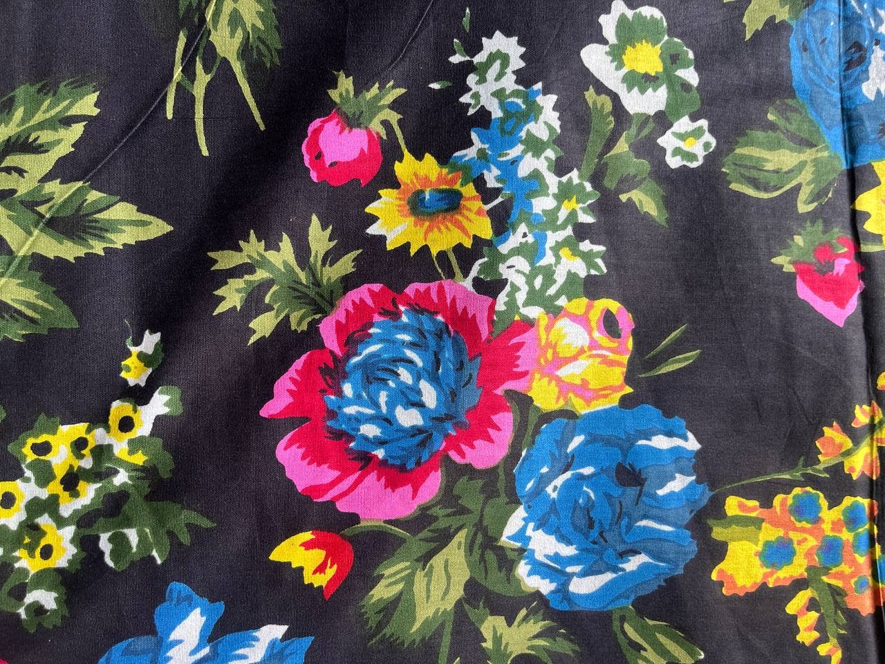 GYPSY STUDIO – wholesale Fabric paint – Black Cotton Handmade Fabric Floral Print Dressmaking Fabric1