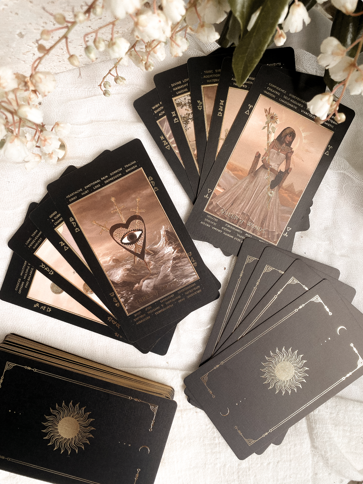 ST SOLEIL - Wholesale Tarot/Oracle Card - Lucid Dreams Beginners Tarot Deck EDIV, Black Eclipse19