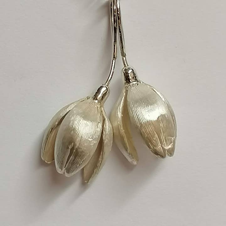 Andrew O'Dell Jewellery – wholesale Pendant/charm necklace – Double Snowdrop pendant