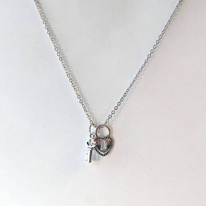 Stylish Jewelry Supply - Wholesale Halskettinghanger - Antieke zilveren halsketting met sleutel en slot naar mijn hart3