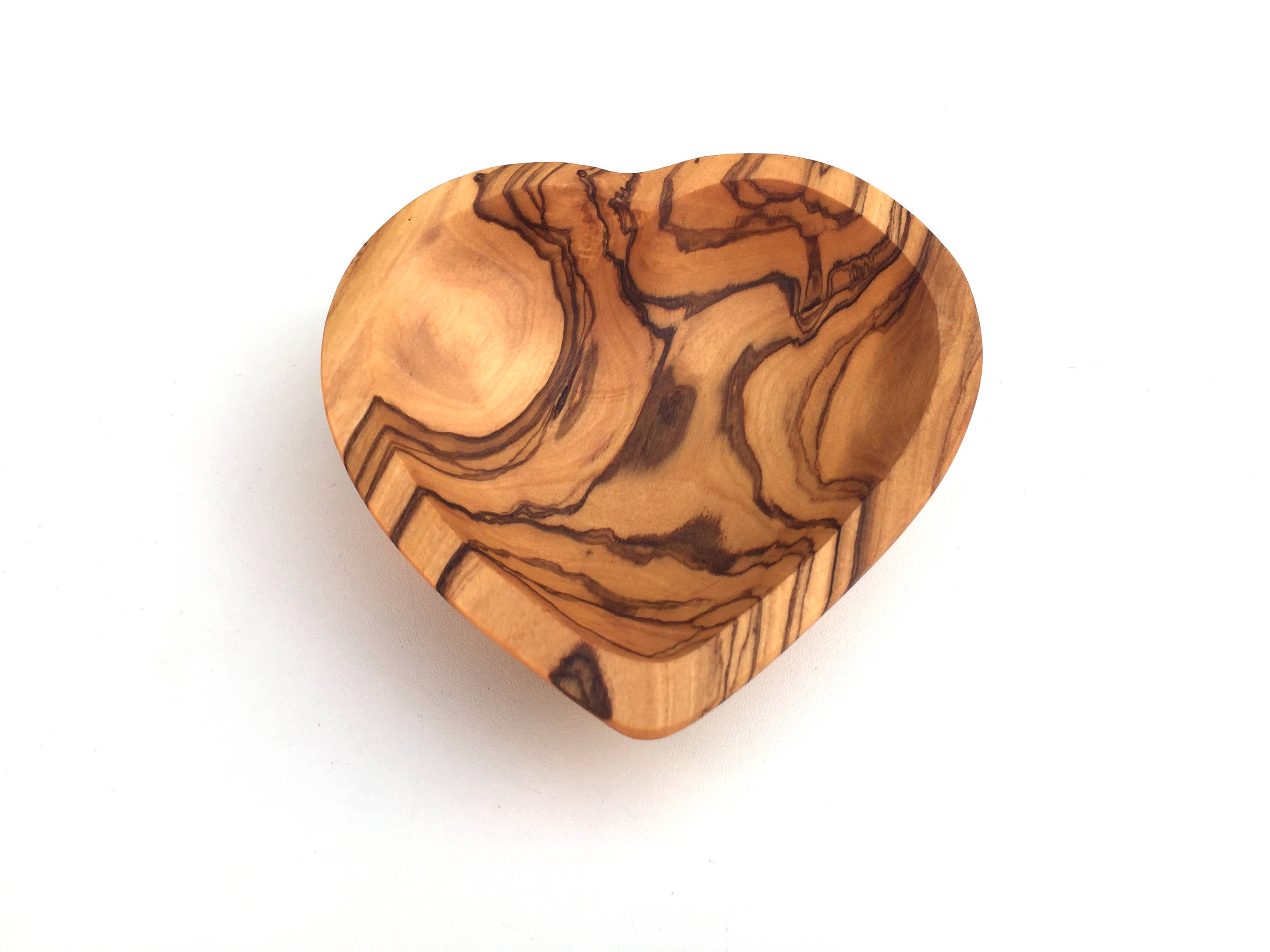 medina mood – Engroshandel Pyntetallerken/skål – Hjerteformet skål i oliventræ1