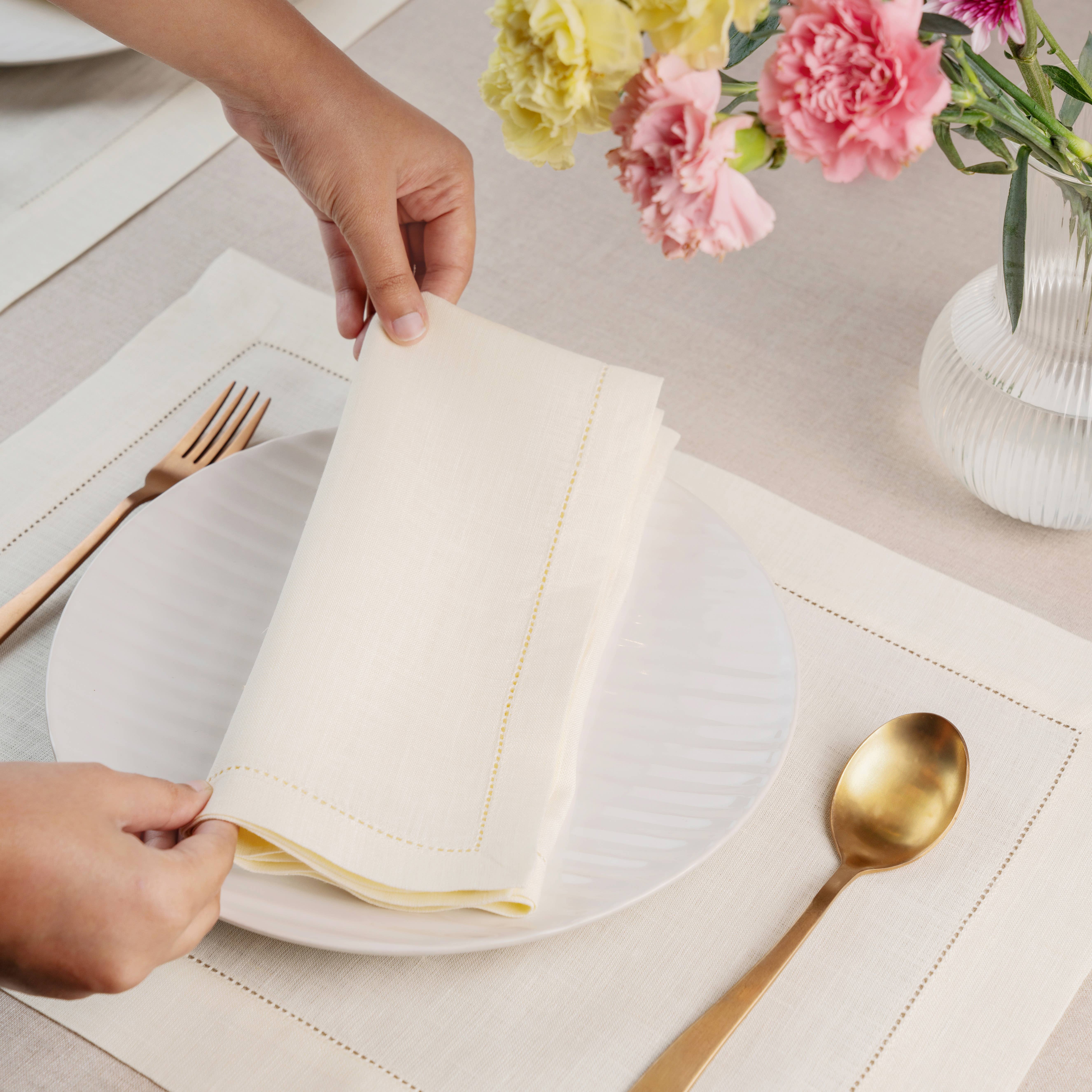 D'Moksha - Wholesale Dinner & Cloth Napkin - Ivory Linen Dinner Napkins 20 x 20 Inch - Hemstitch1