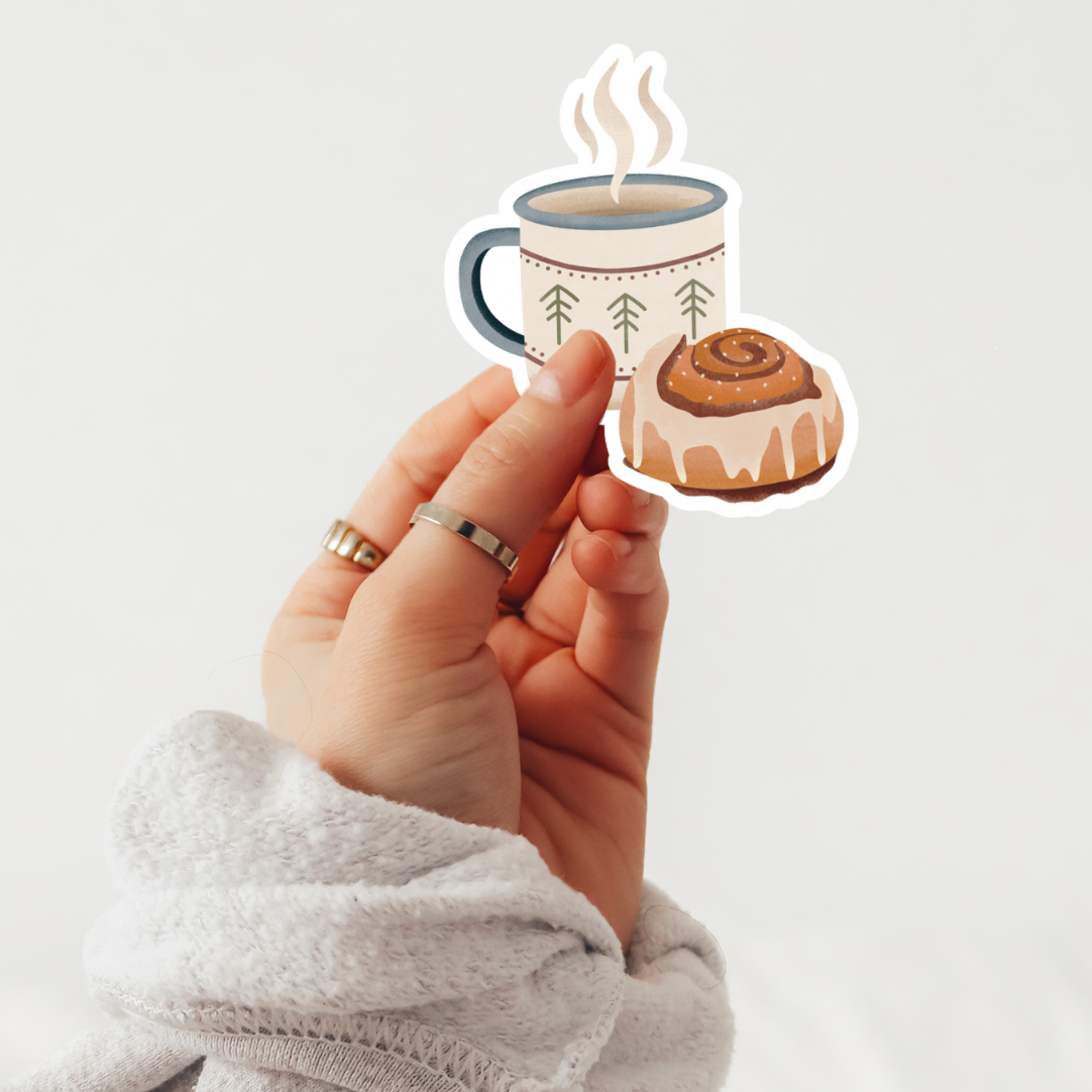 Tilda&Theo – Engroshandel Klistermærke – Vinylklistermærke med kanelbolle og campingkrus0