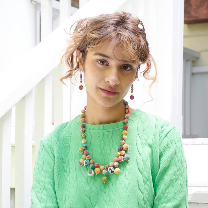 WorldFinds - Vente Collier de perles - Collier Kantha Bloom3