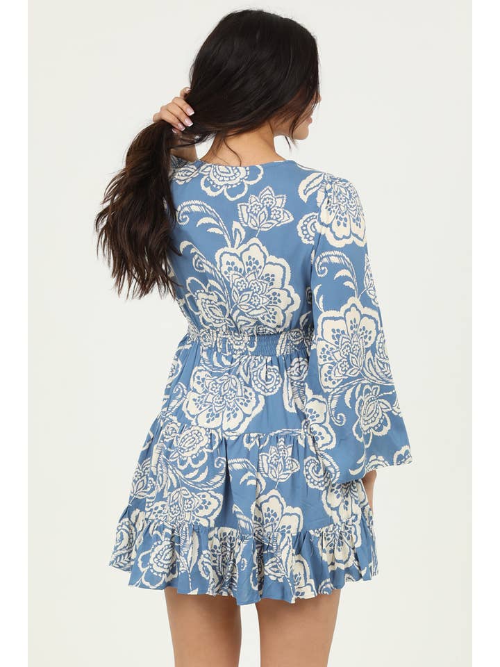 ANGIE – wholesale Dress – Women's – C4B15-A888 V NECK LACE TRIM FLARE SLEEVE DRESS2