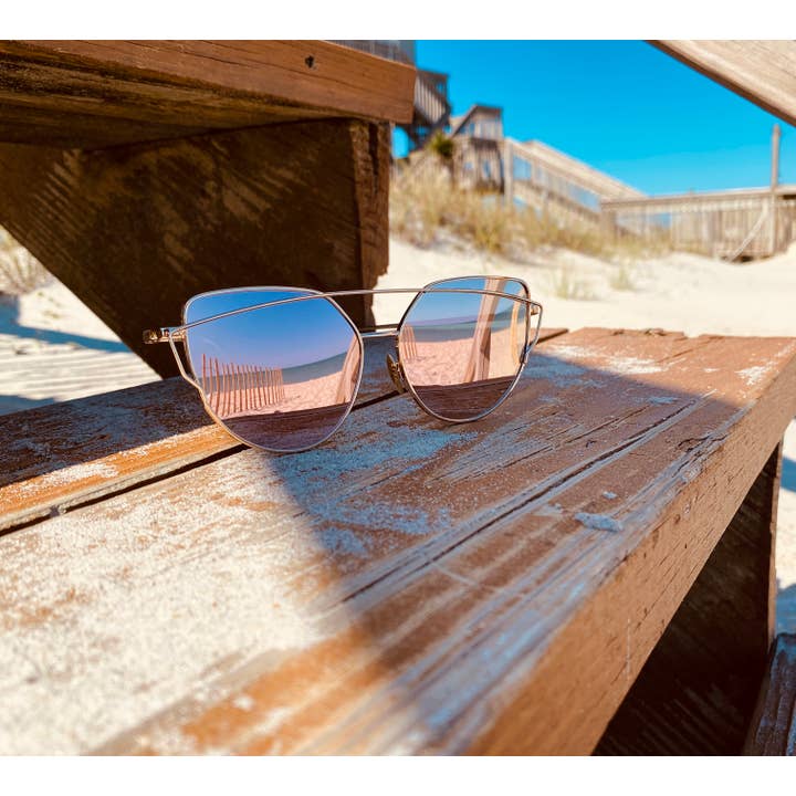 Briano Wholesale – wholesale Sunglasses – Women's – Mirrored Metal Sunnies2