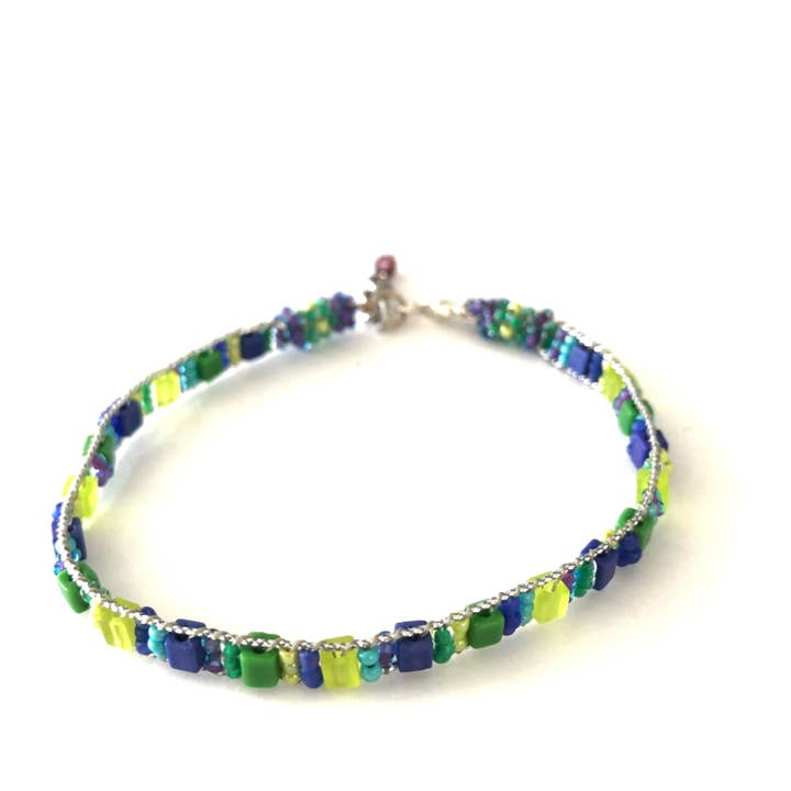 Beaded ankel armbånd -Orchid for engroshandel hos KVZ Designs