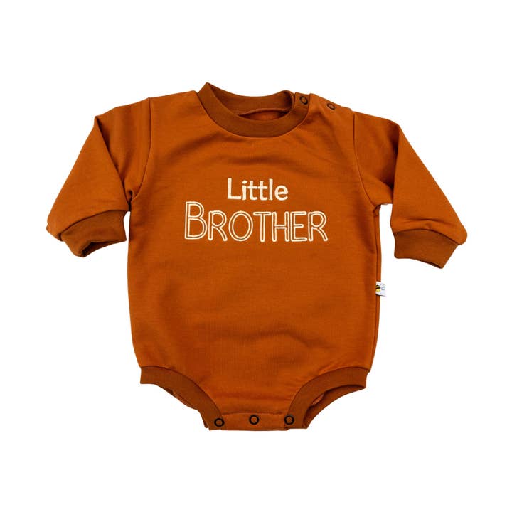 Sweat à capuche brodé avec nom ou texte personnalisé pour la vente par TeoBee