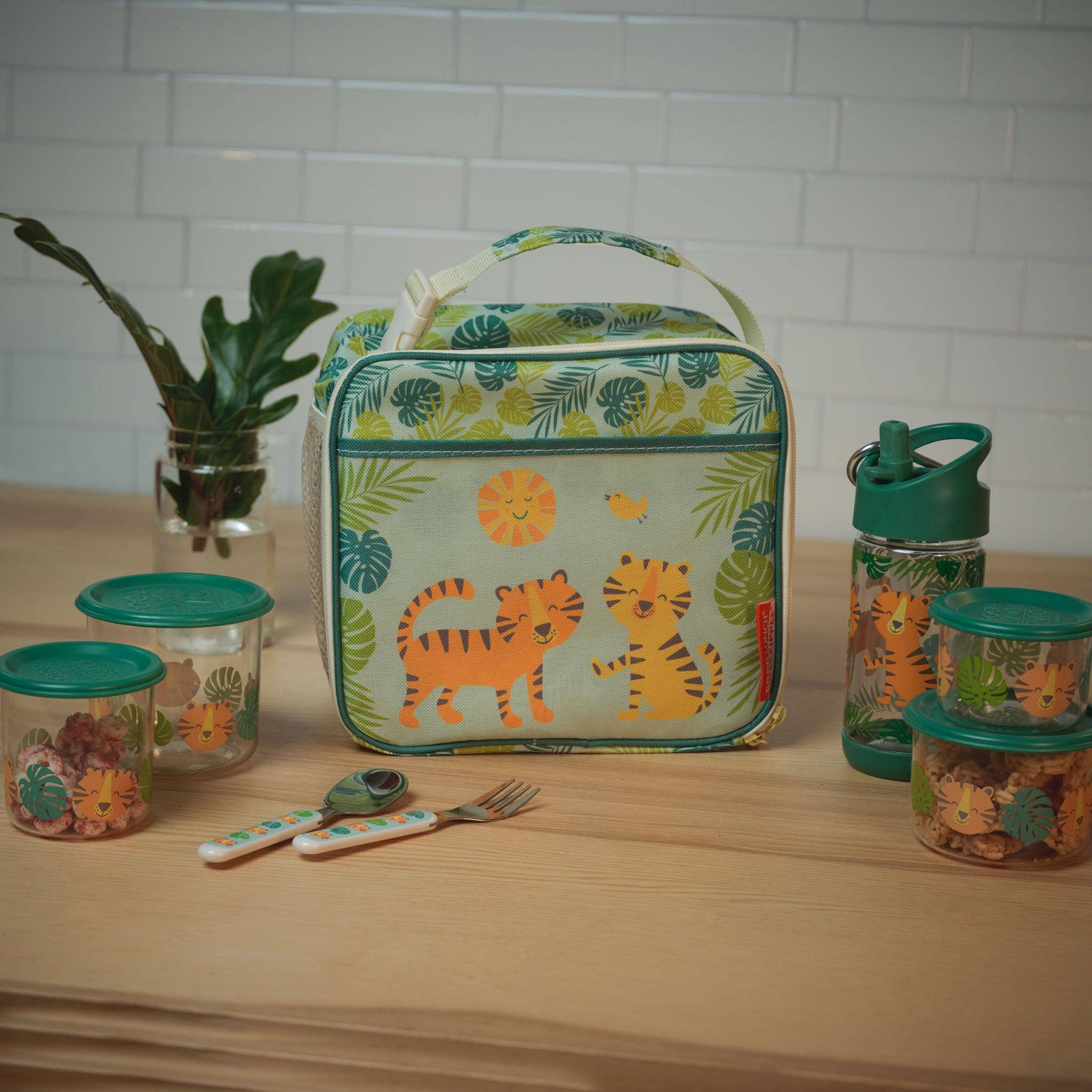 Sugarbooger by Ore’ Originals - Wholesale Lunch Bag/Box - Kids - Super Zippee Lunch Tote | Tiger Friends2