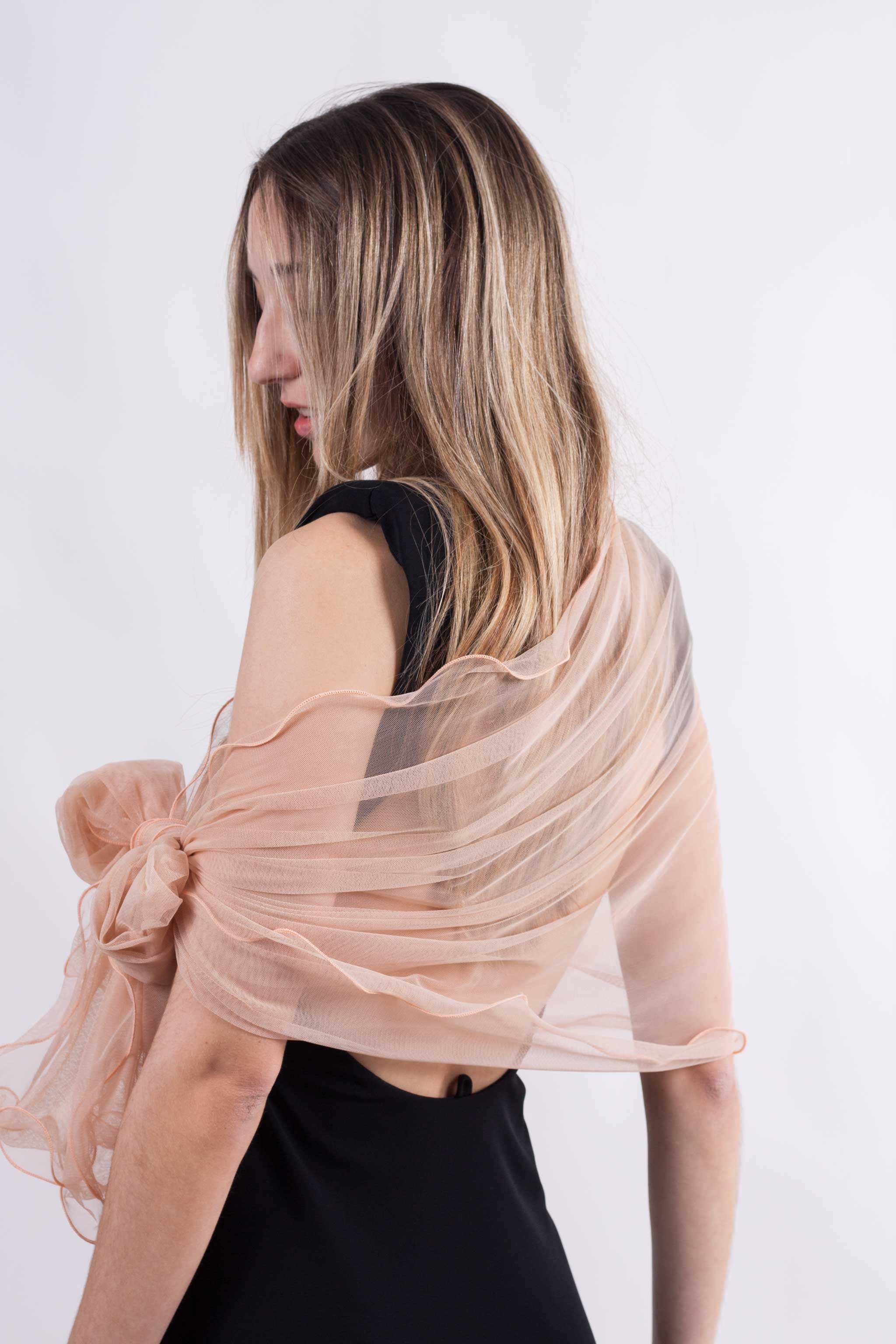 MR Complements - Vente Écharpe – femme - Châle en tulle grande taille aux bords ondulés36