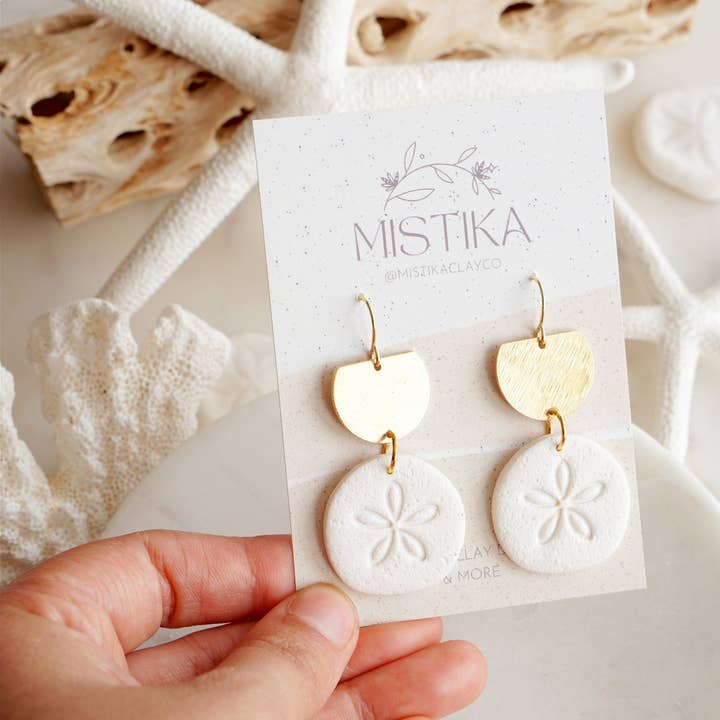 Brinco Sand Dollar Polymer Argila | Brincos de Verão por atacado de Mistika Studio