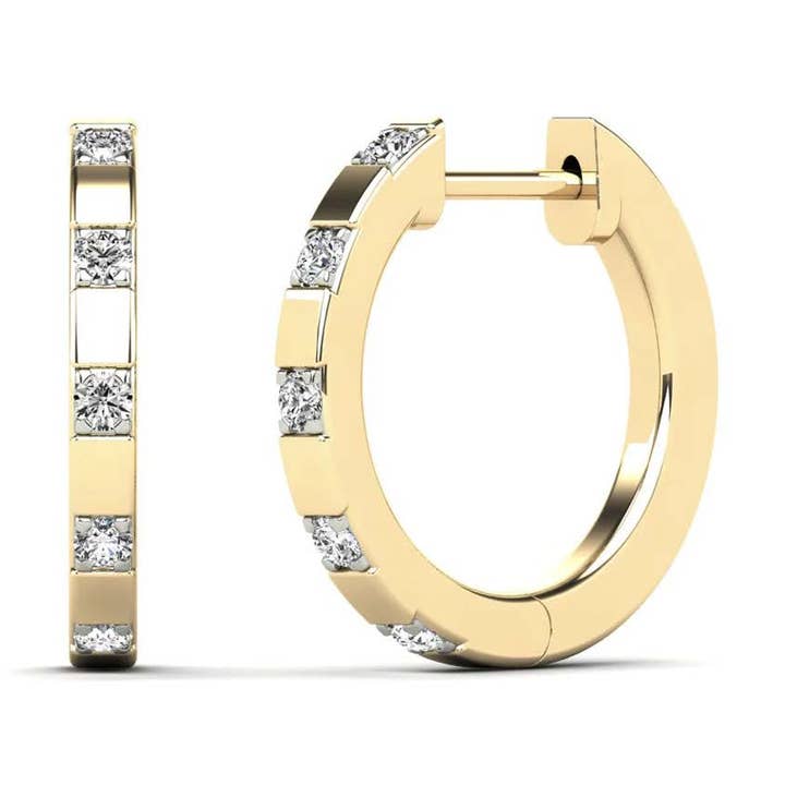 Orecchini a cerchio con diamanti incastonati a canale in oro 14K 0,10ctw 0022 per la vendita all'ingrosso da parte di Dalbit New York Jewelry