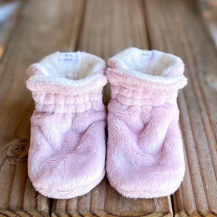 Kalin Marie - Wholesale Booties - Baby - Classic Style Booties 0-6 Months - 4.5" Sole Ready to Ship7