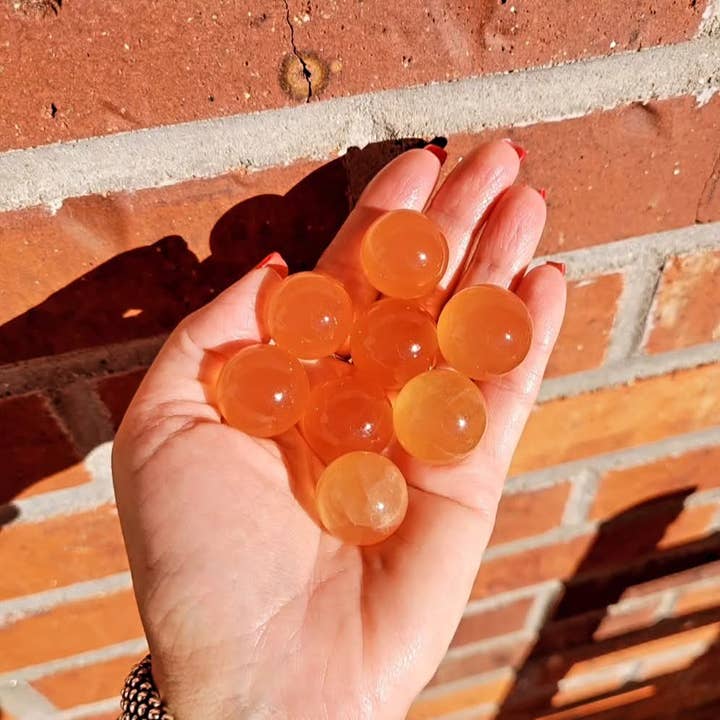 ZARDENIA - Wholesale Spiritual Stone/Crystal - Honey Calcite Spheres4