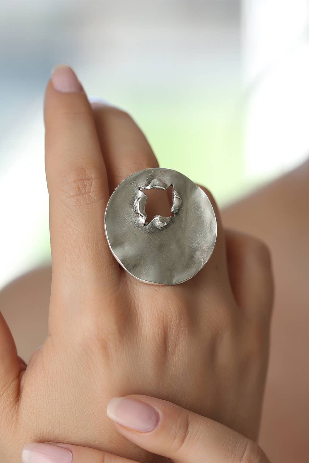 AVENS - Wholesale Jewelry Set - Silver Plated Hummered Circle Jewelry Set4