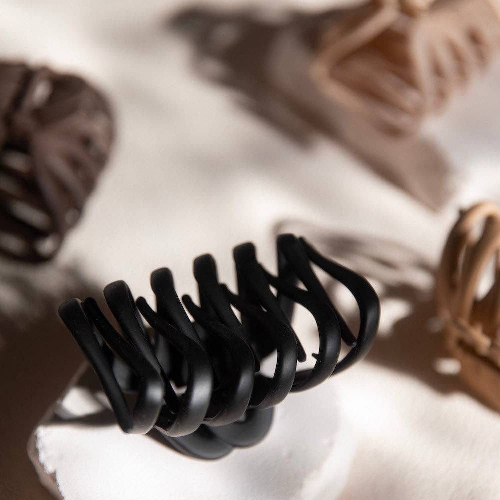 Headbands of Hope | One Purchased One Donated – Clips para cabelo - Mulher por atacado – Clara de Cabelo Fosca em Forma de Garra Octopus – Preto9