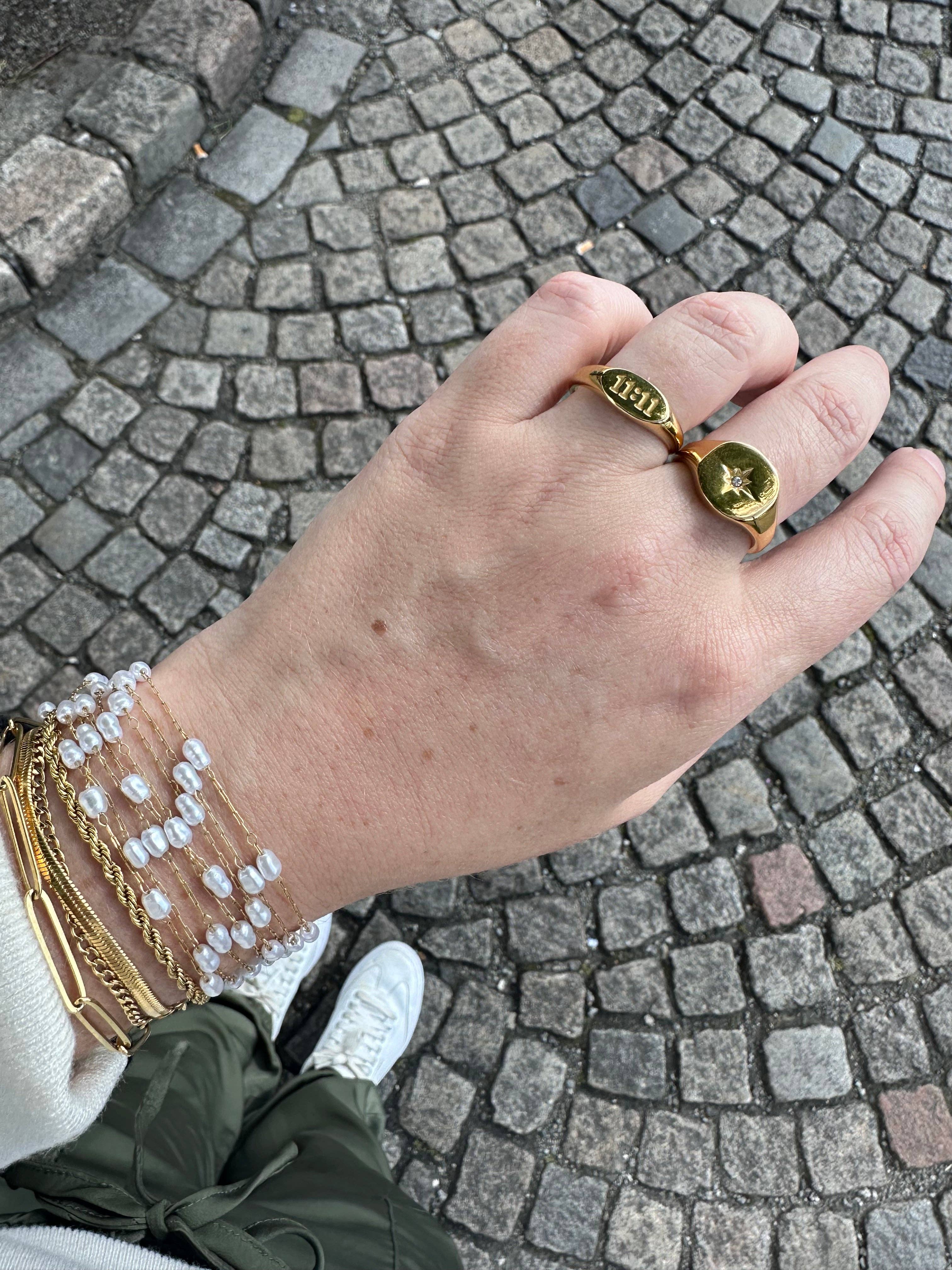 DRIP JEWELRY - Wholesale Signet Ring - Burst Signet Ring (size 6-8)5