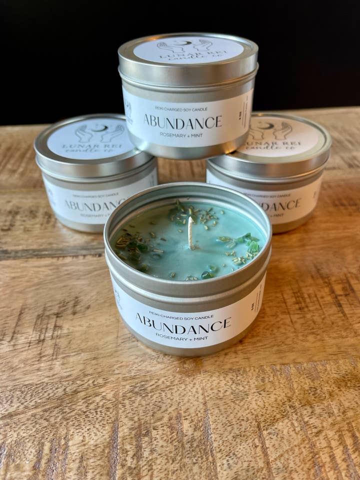 Boîte Abondance pour la vente par Lunar Rei Candle Co.