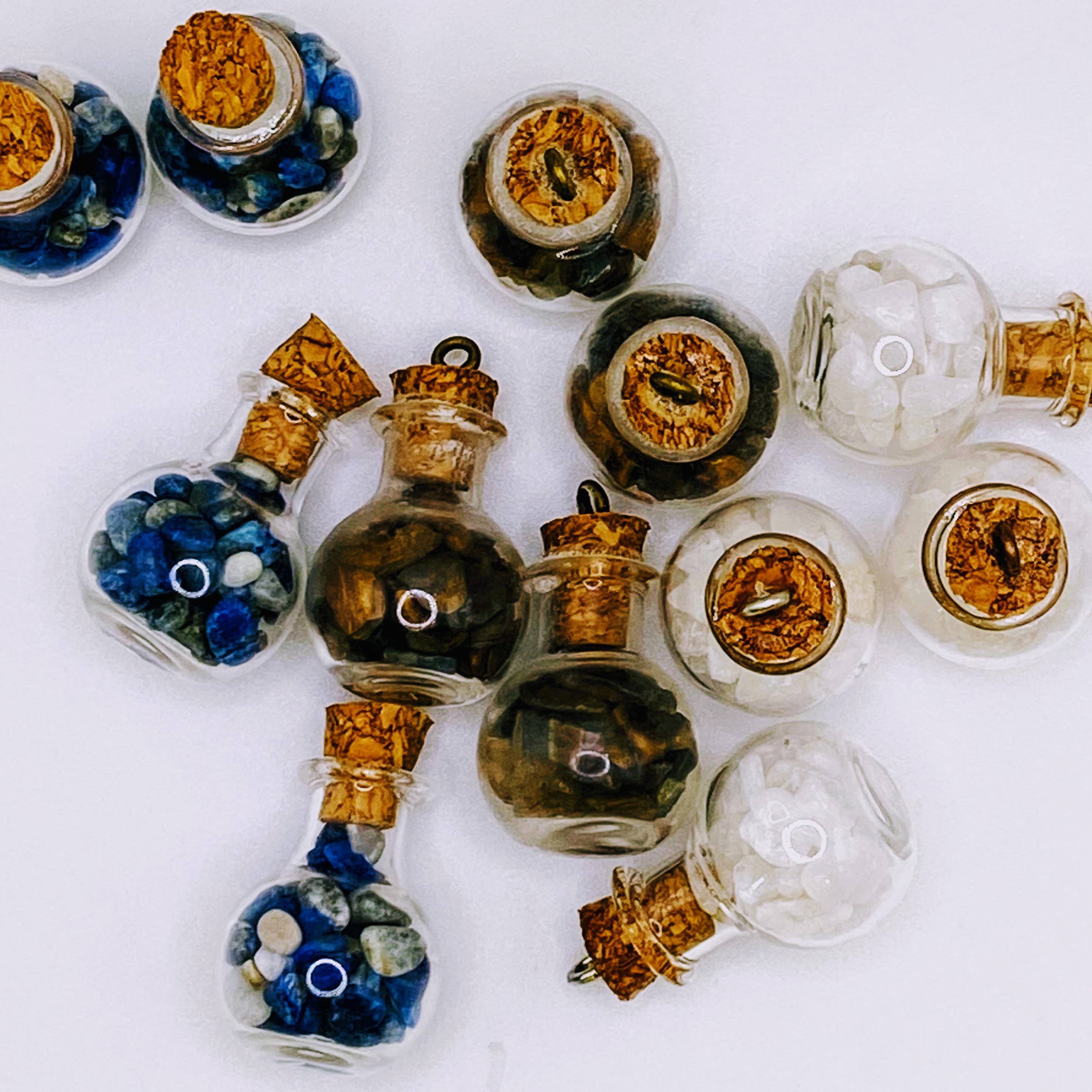 LilDebby's DeLights - Wholesale Spiritual Stone/Crystal - Bottle of Quartz3